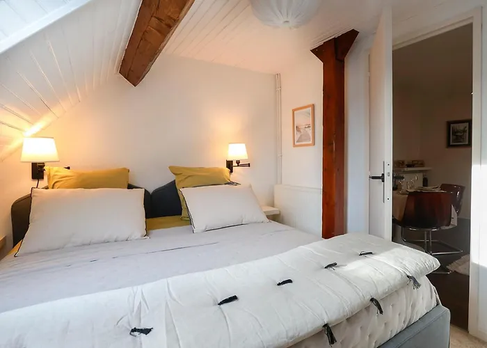 アパート Les Fougeres 3e *